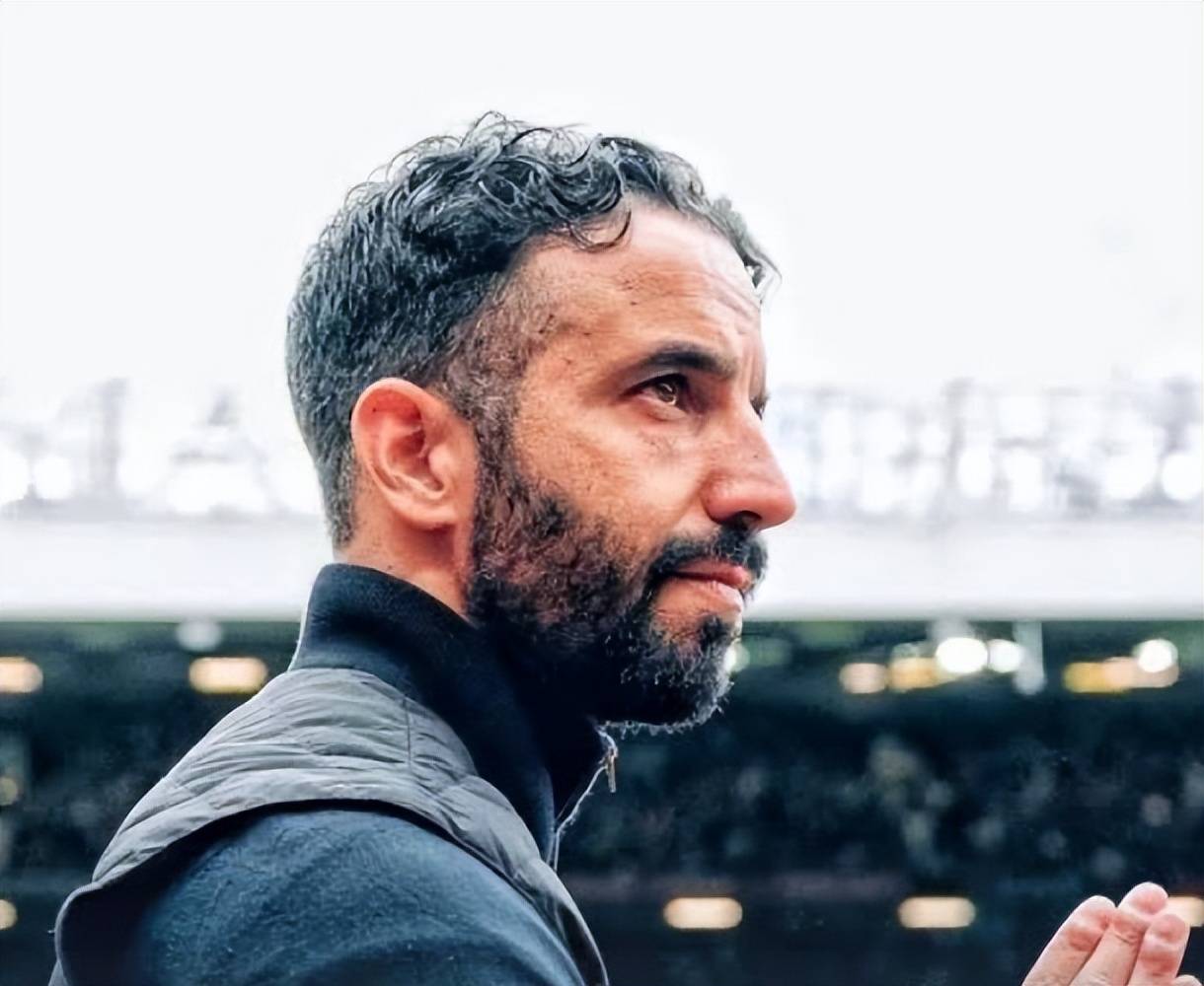 夏窗花了2.5亿仅赢1场，拉爵问责曼联，阿莫林：主要是强度有问题